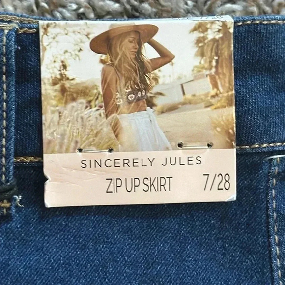 Sincerely Jules Skirt for Women - Picture 2 of 4